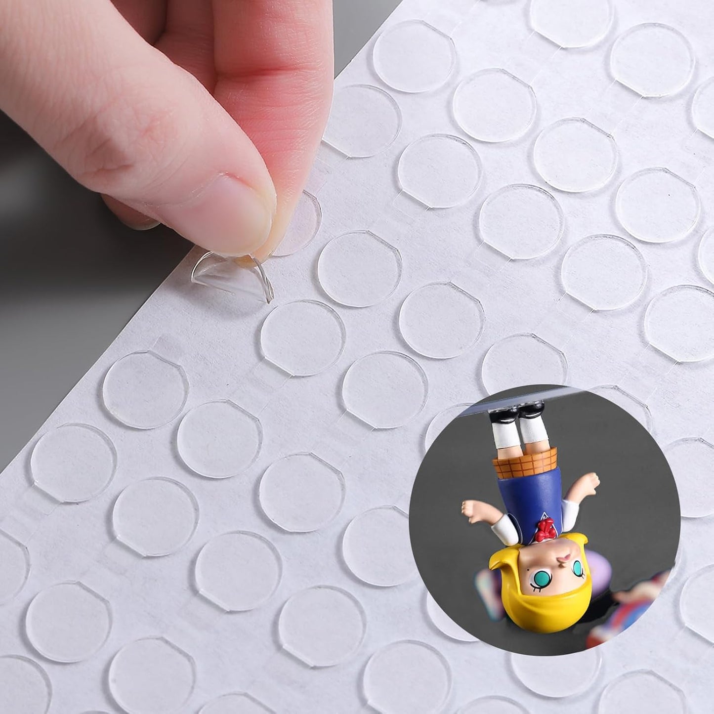 Adhesive Stick dots Two-Sided Sided Mounting Putty Stick Tack for Wall Hanging Crafts Balloons Festival Party Decorations,Clean Removable(0.6"*0.6"-400)