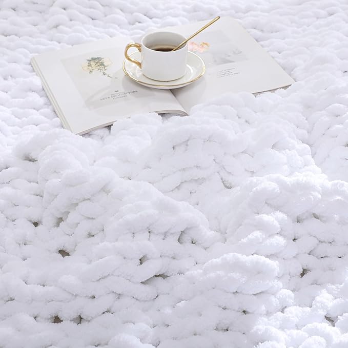 WESHIONGOO Chunky Knit Blanket Throw Knitted Throw Blankets for Couch Bed Fluffy Soft Blanket with Jumbo Chenille Yarn Thick 100% Handmade (White, 50"×60")