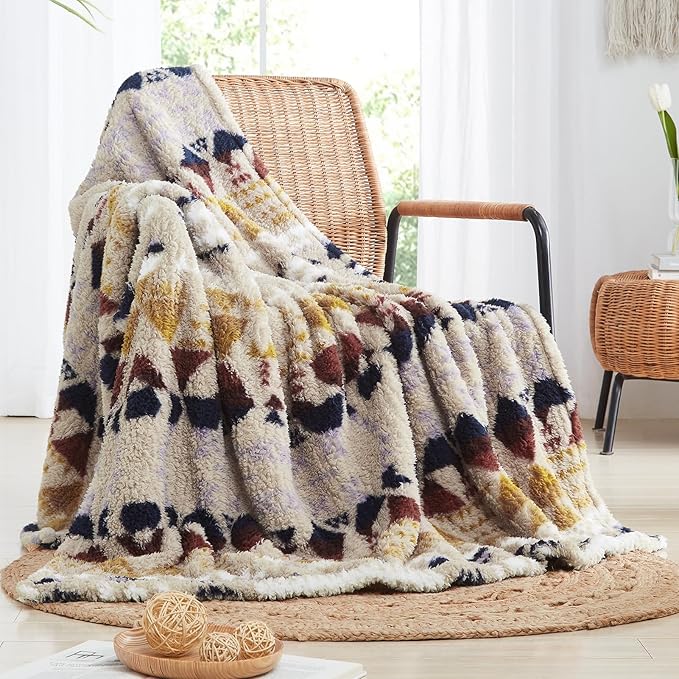 CASAAGUSTO Boho Sherpa Throw Blanket, Aztec Queen Blanket, Ultra Soft, Warm, Cozy, Plush, Thick Fleece Bohemian Throw Blanket for Couch, Bed, Sofa (Khaki 90 * 90 Inch)