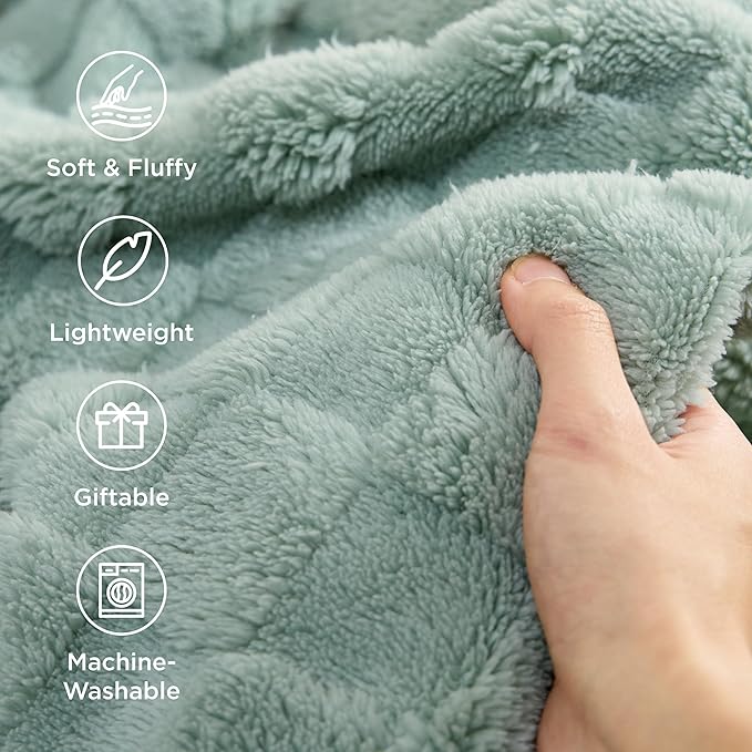 Bedsure GentleSoft Sage Green Twin XL Blanket for Bed - Super Soft Cozy Fleece Blankets for Women, Cute Throws for Girls, Dorm Room Essentials for Girls Teens Back to School, 66x90 Inches