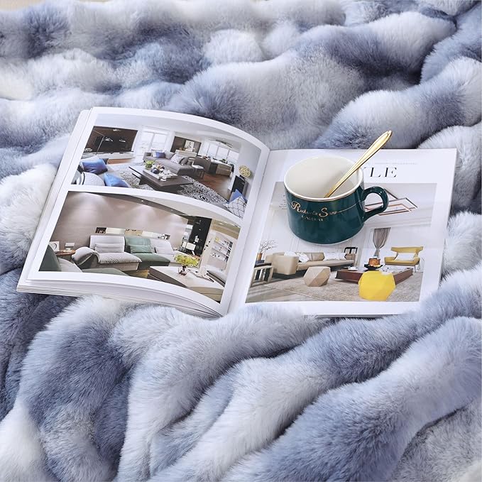 Tie-dye Blue Twin Cozy Faux Fur Blanket for Couch Bed Living Room 60x80 Furry Soft Fluffy Thick Warm Throw Blanket for Winter Home Gifts 860 GSM