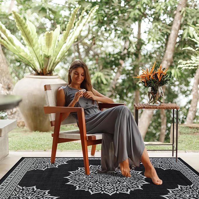 CAMILSON Outdoor Rug, 8x10 Medallion Black White Modern Area Rugs for Indoor and Outdoor Patios, Kitchen and Hallway Mats, Washable Porch Deck Outside Carpet (Medallion Black, 8 x 10)
