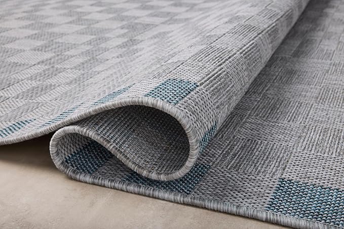 Loloi Amber Lewis Topanga Collection TOP-07 Silver/Blue 5'-3" x 7'-6" Indoor/Outdoor Area Rug