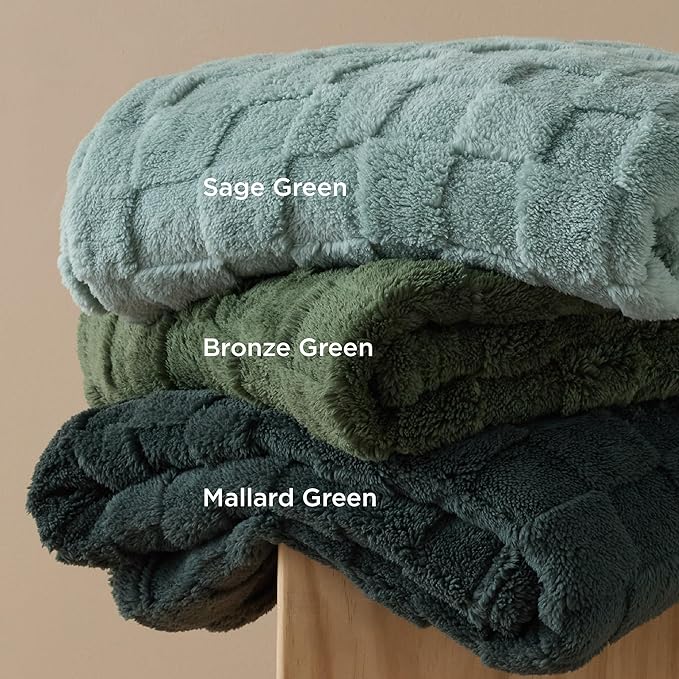 Bedsure GentleSoft Bronze Green Throw Blanket for Couch - Checkered Fleece Blankets Gifts for Women Men Girls, Cute Soft Cozy Throw for Bedroom Home Decor Gifts, 50x60 Inches