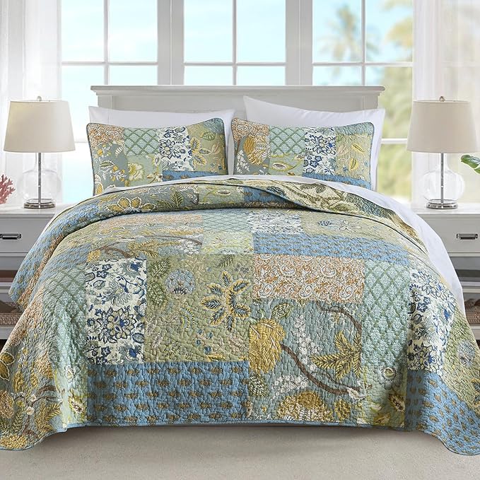 NEWLAKE Quilt Set King Size, 100% Cotton Patchwork Green Bohemian Quilt Sets, Reversible Bedspread Lightweight and Breathable for All Seasons, Soft Quilted Bedspread with 2 Pillow Shams