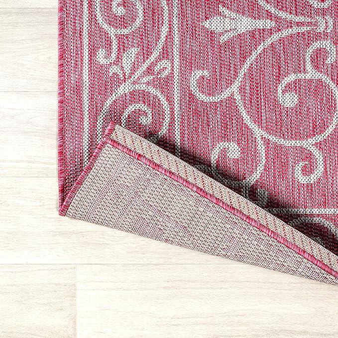 JONATHAN Y Vintage Filigree Indoor Outdoor Area Rug 4X6 Fuchsia/Light Gray, Charleston Textured Weave for Backyard, Patio, Porch, Easy-Cleaning, High Traffic, Pet-Friendly, Non-Shedding (SMB106J-4)